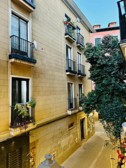 Punta Me Suites Next To Gran Via マドリード エクステリア 写真